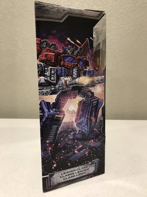 Siege Galaxy Upgrade Optimus Prime  (2 of 28)